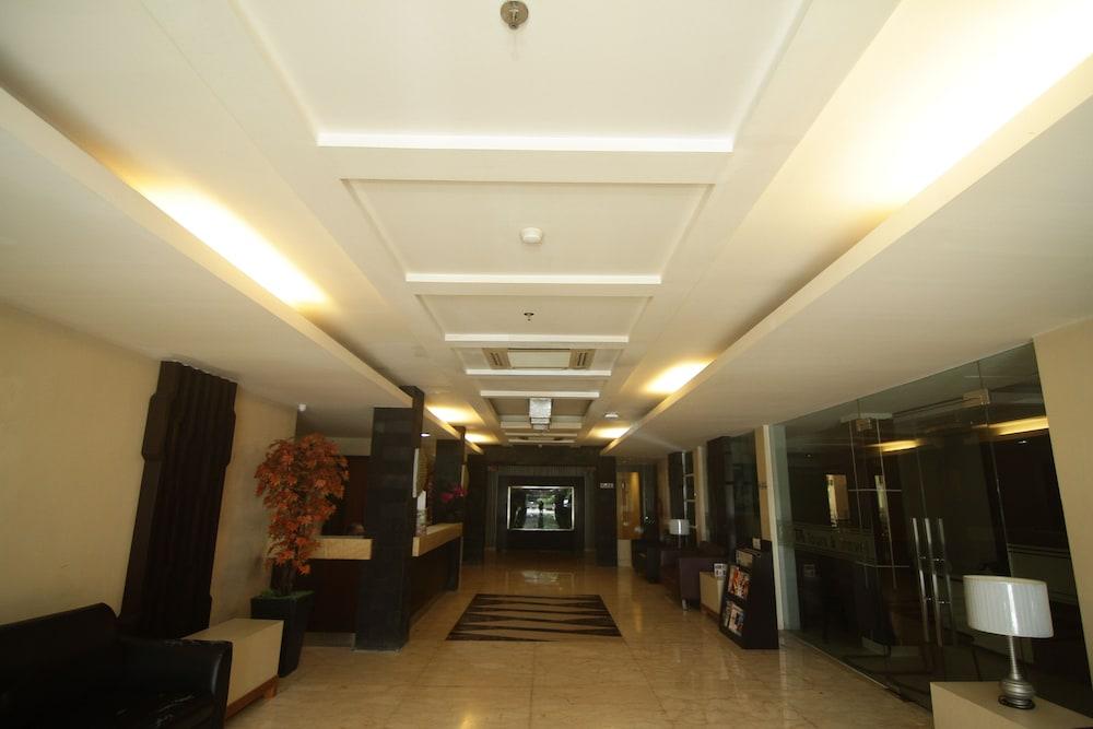 Rota International Hotel Jakarta Exterior foto